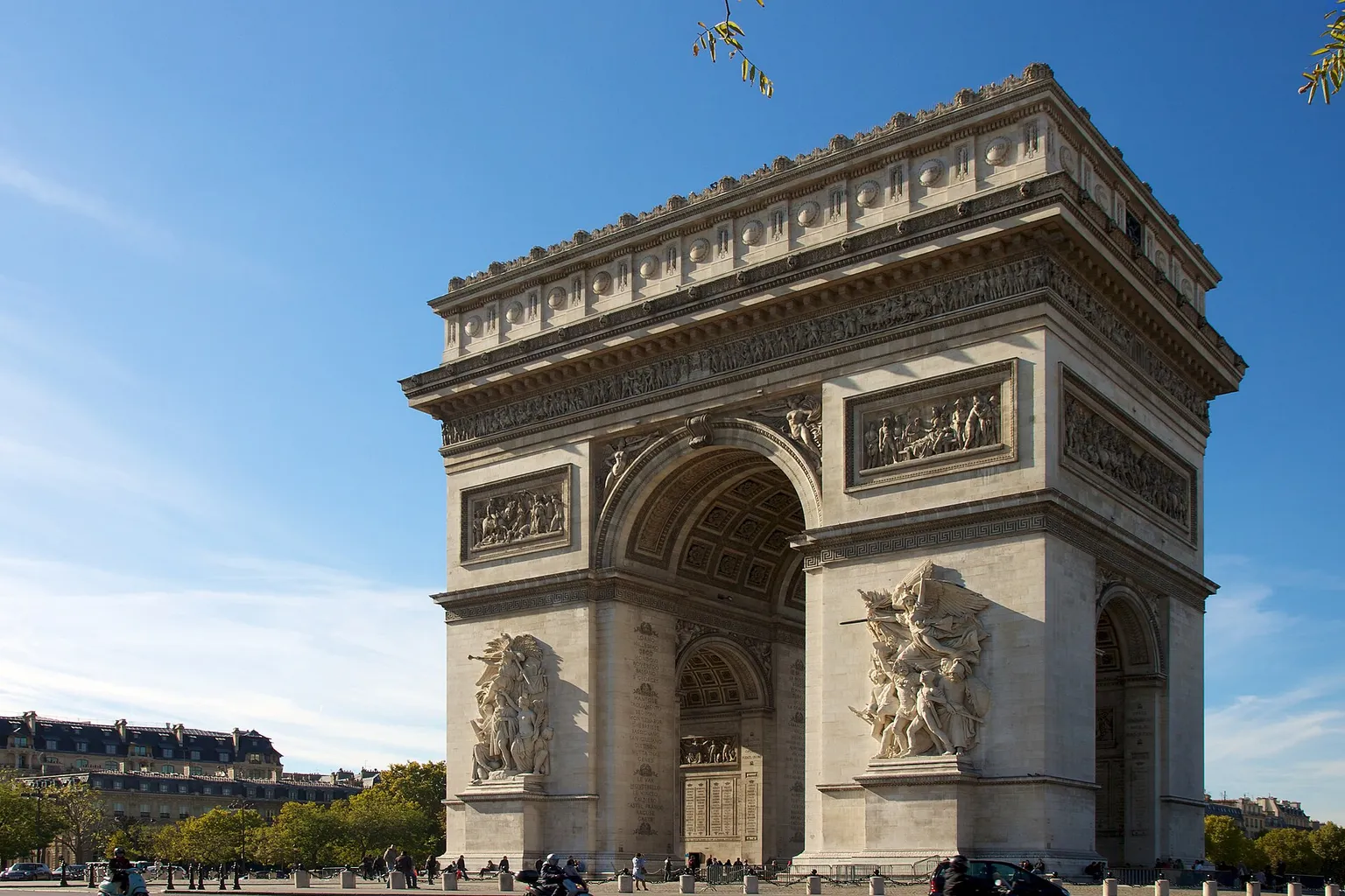 Arc de Triomphe : comment réserver et optimiser votre visite