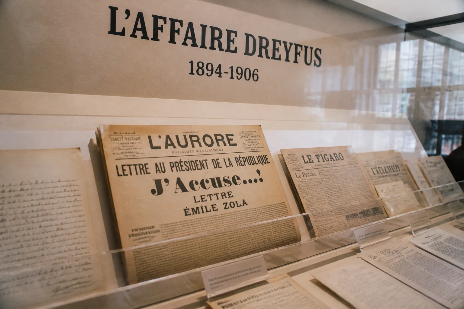 Exposition Dreyfus : décrypter les mécanismes de la manipulation médiatique