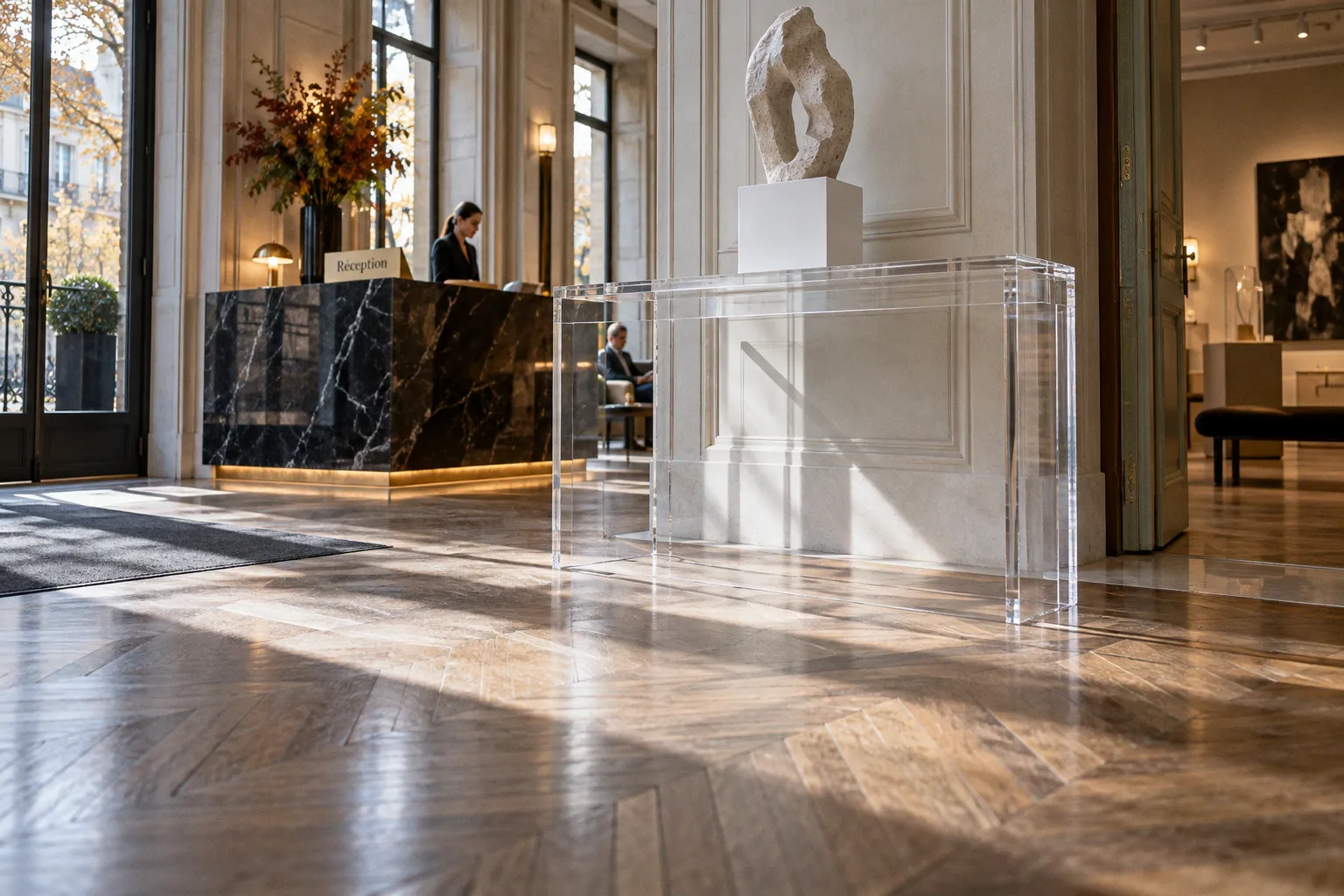 L'art du plexiglas : 5 expositions inspirantes pour sublimer vos scénographies