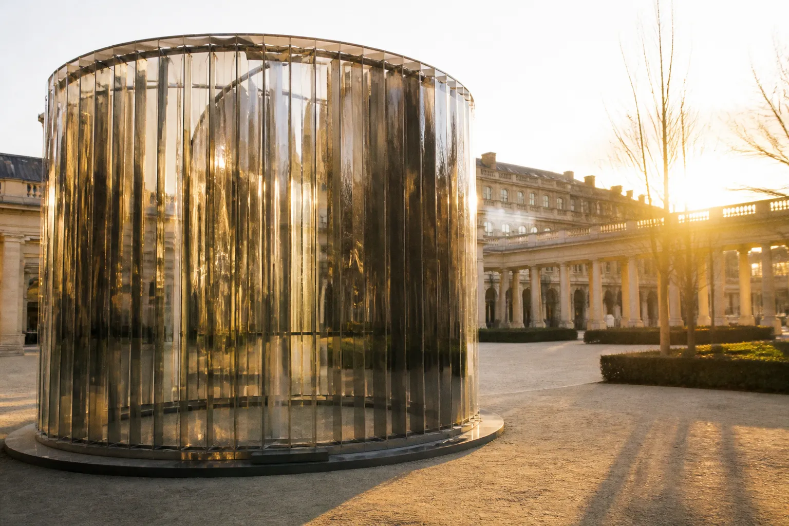 Le Pavillon du Temps au Palais-Royal : une prouesse technique ou un simple mirage esthétique ?