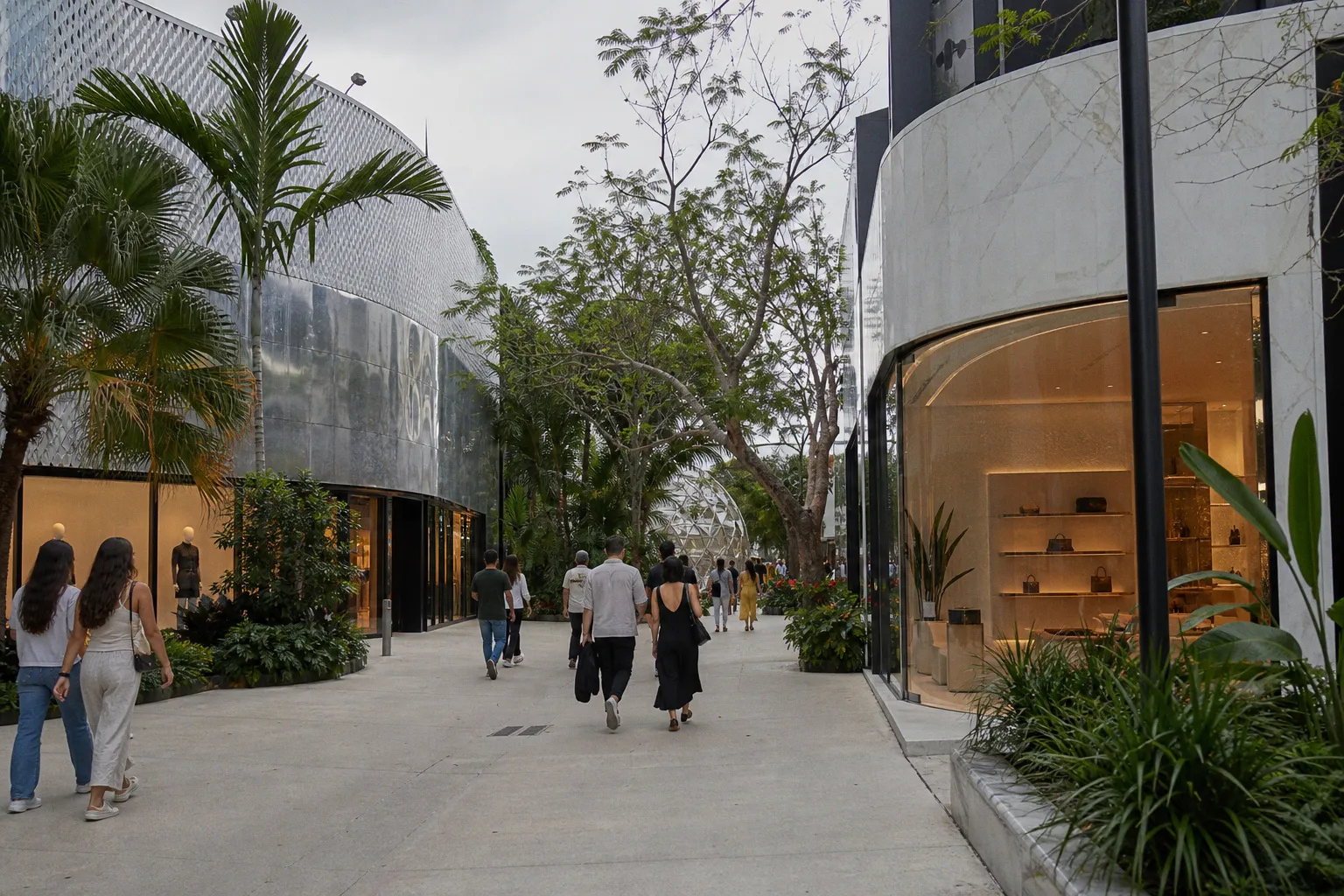 Louis Vuitton, Alaïa, Cartier… qu’est-ce que le Miami Design District, ce temple du luxe à l'américaine