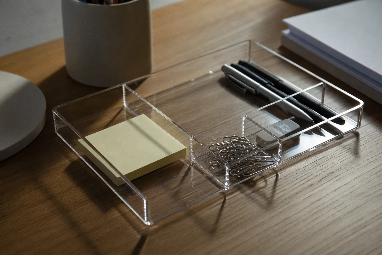 Organisateur de bureau en acrylique : vaut-il son prix ?