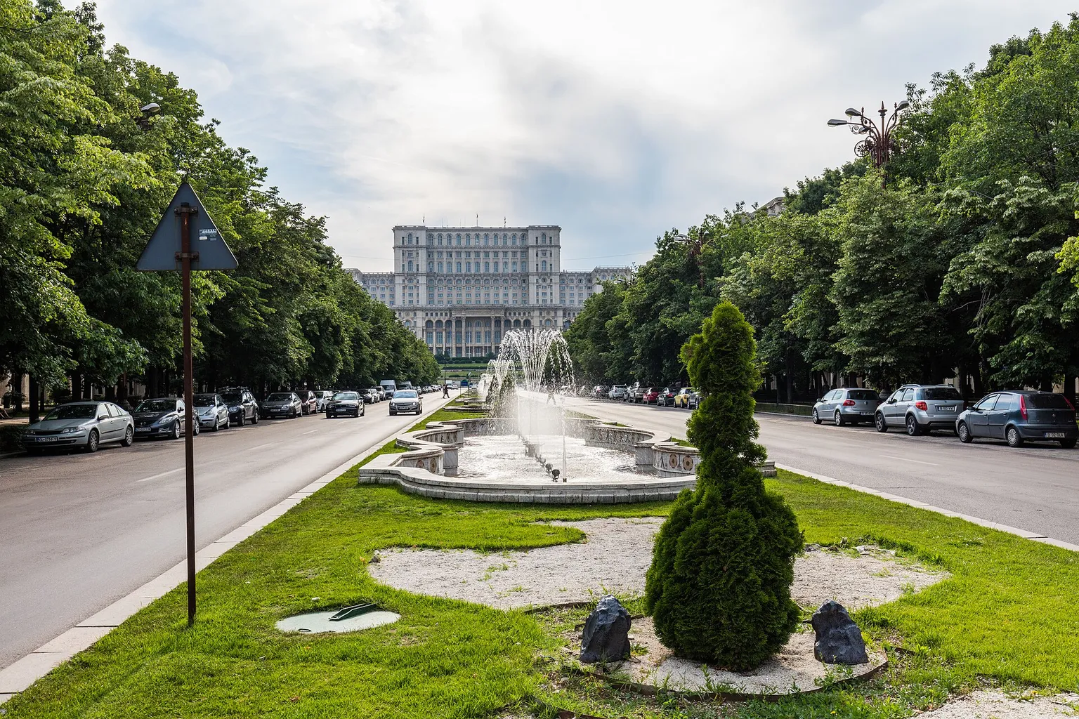 Palais du Parlement tarifs : quelle visite choisir ?