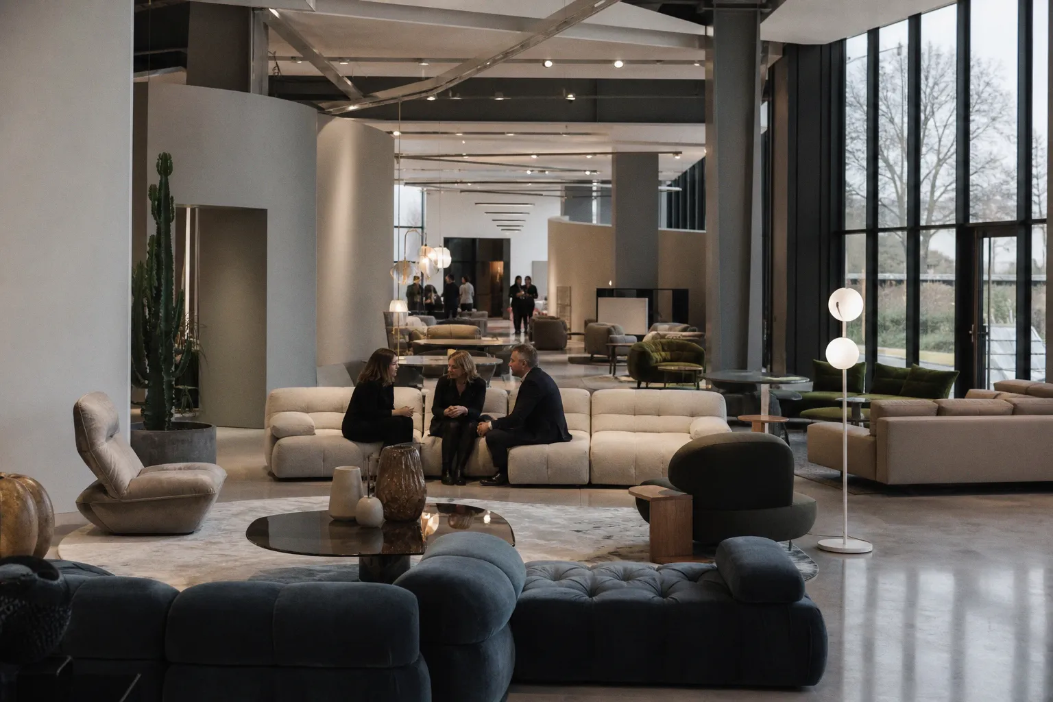 Roche Bobois : analyse du recul des ventes et perspectives du mobilier haut de gamme
