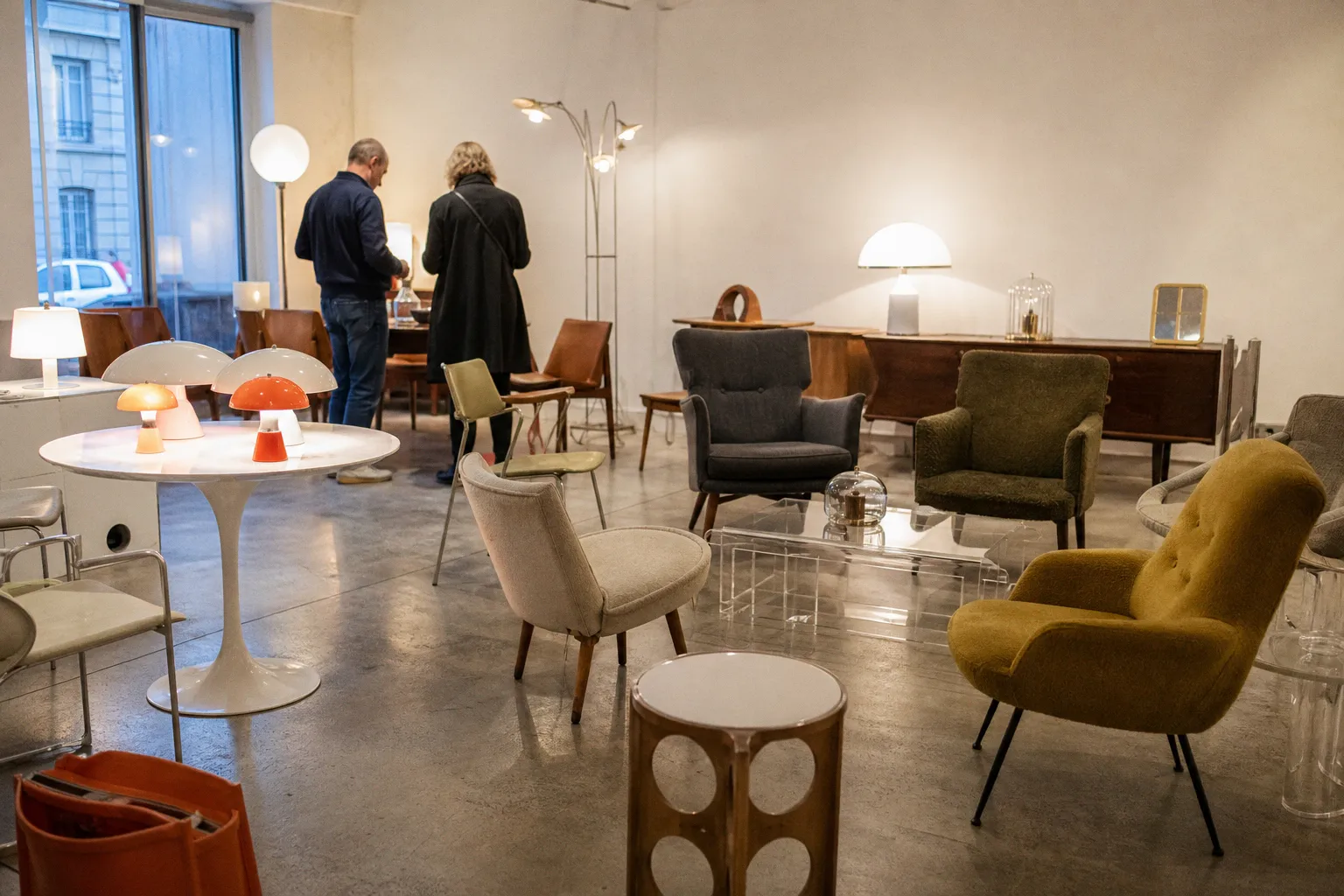 Une capsule temporelle du design des années 1950 mise en vente à Lyon